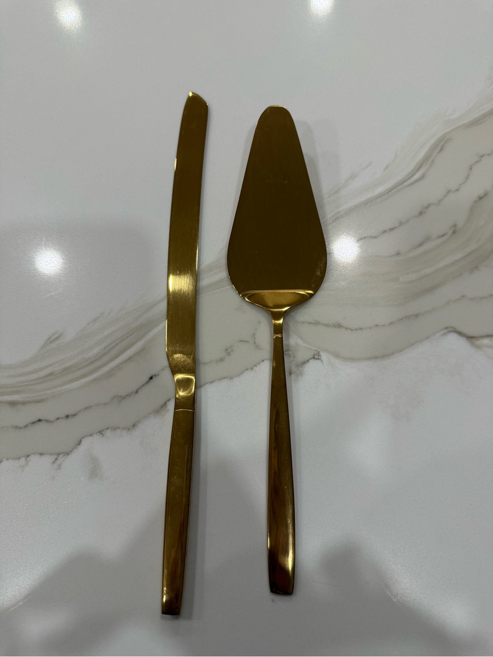 Gold Cake Server and Knife Set